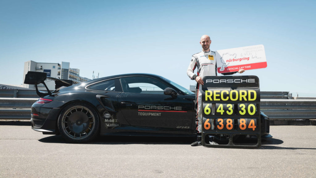 Lars Kern Porsche Rekordfahrt Nürburgring