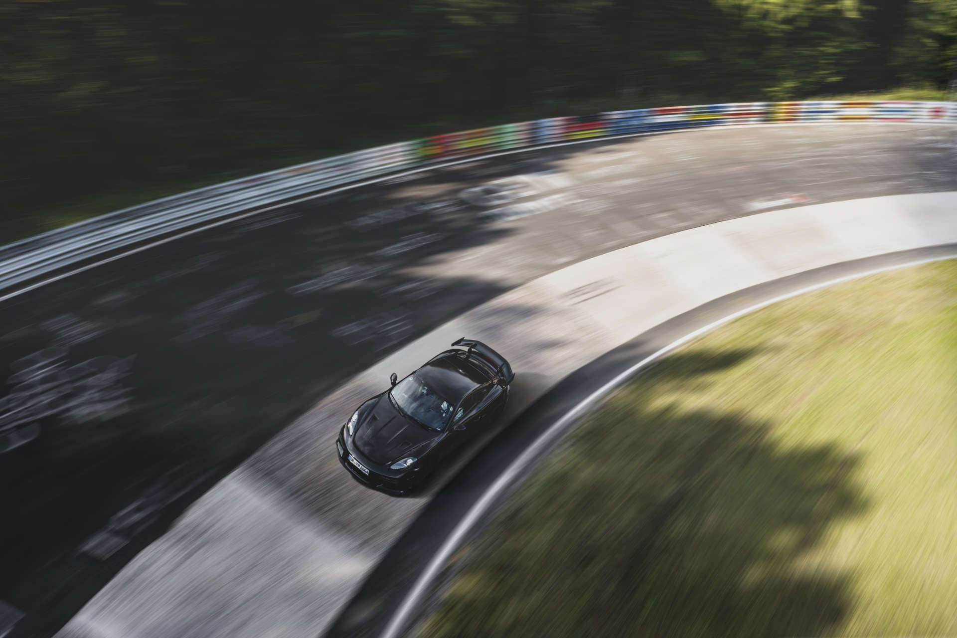 Porsche Cayman GT4 RS getarnt Nürburgring Kreisel